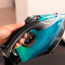 Carica l'immagine nel visualizzatore di Gallery, Ferro da stiro a vapore Fast&Furious 5055 Pro