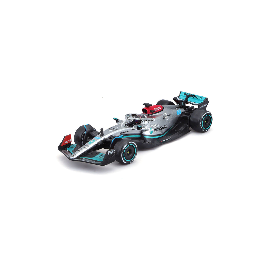 18-38066 #63 Russell - Bburago - 1:43 RACE - MERCEDES F1 W13 E-P con casco