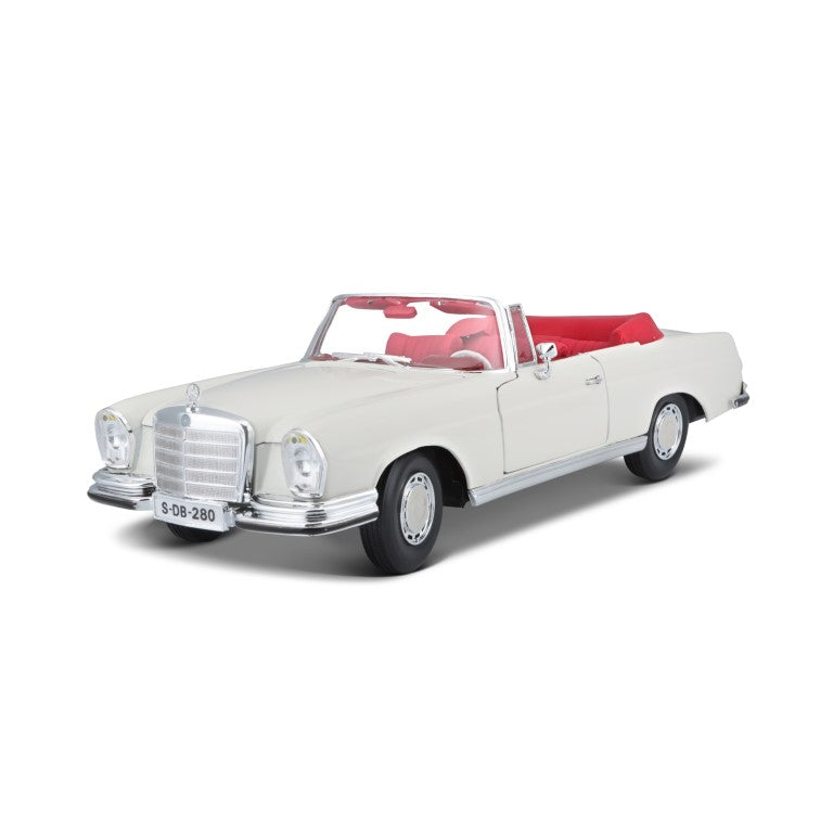 10-31811 - Bburago Maisto - 1:18 - 1967 Mercedes-Benz 280SE Cabrio